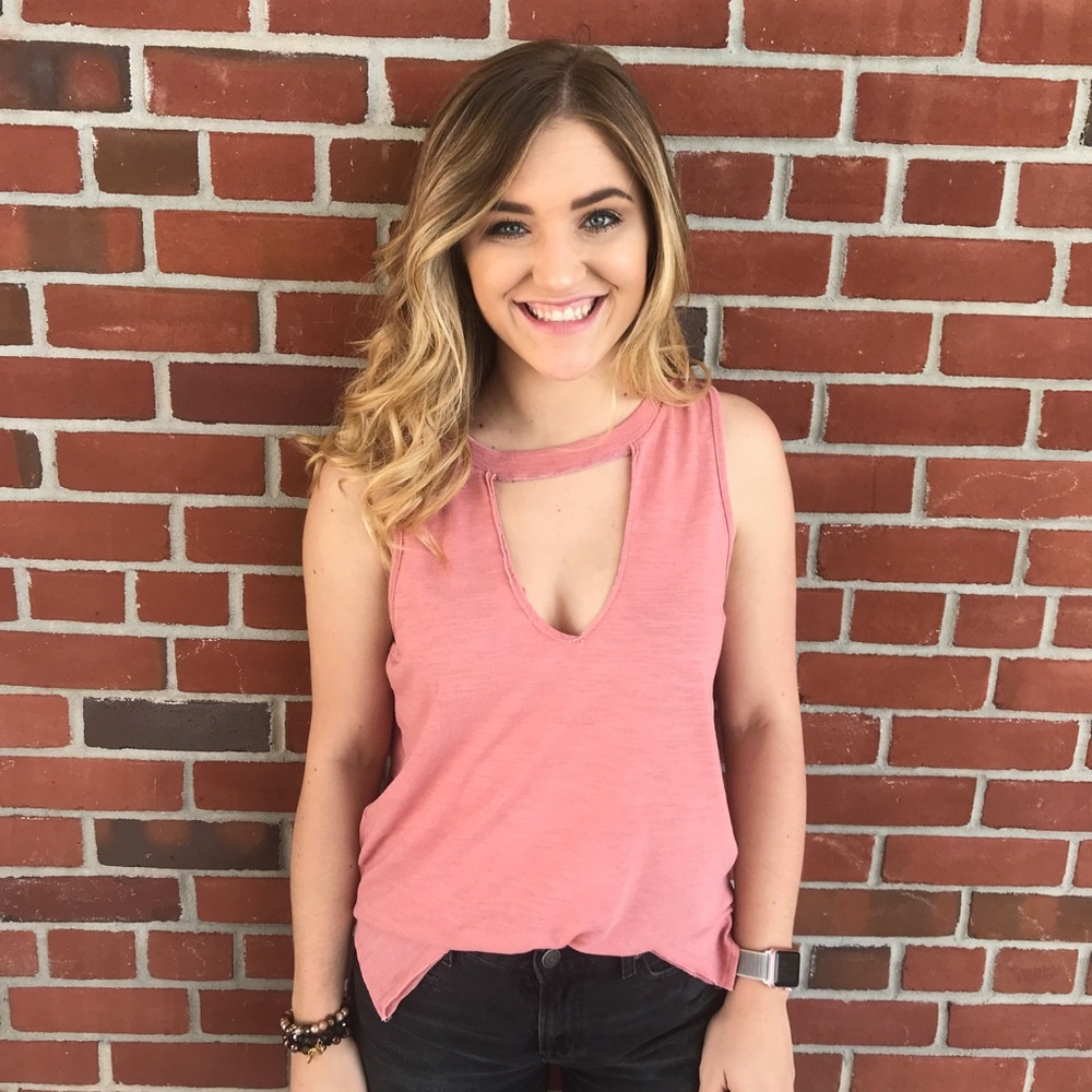 Meet your Posher, Aly